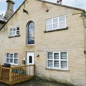 https://the-coach-house-bradford-west-yorkshire.yorkshirehotels.net