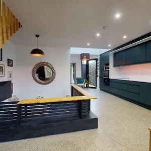 Cozy In Stoneybatter, Homestay