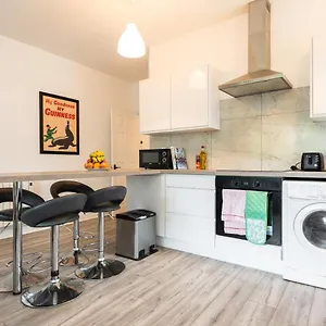 Near Guinness & Heuston Station Apartment